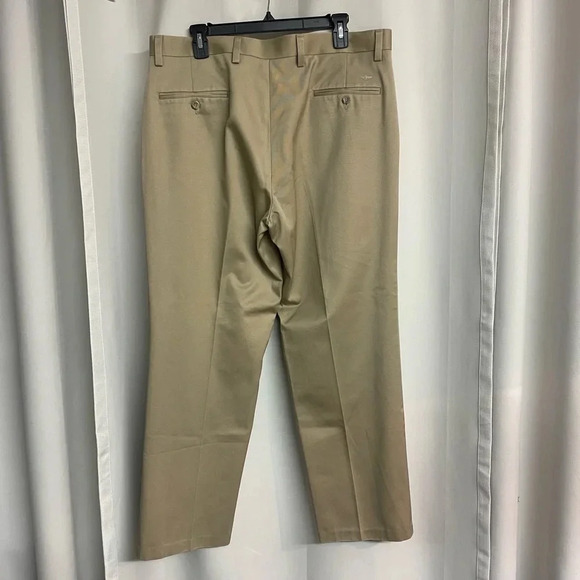 Dockers classic fit men’s khaki size w36/length 30 - Picture 4 of 8